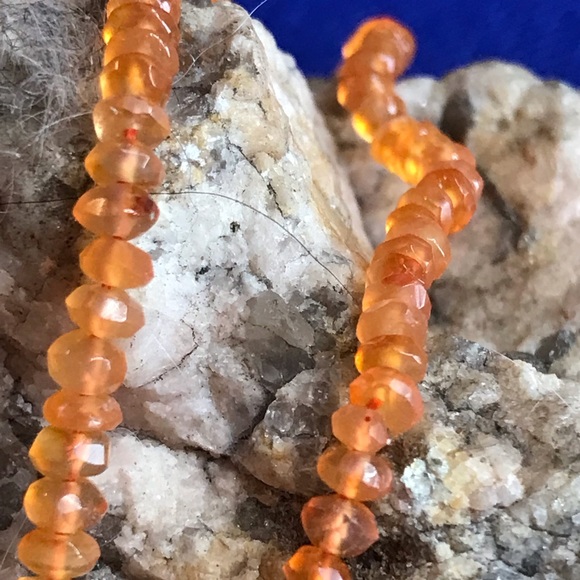 Carnelian 3X2mm - Picture 3 of 9